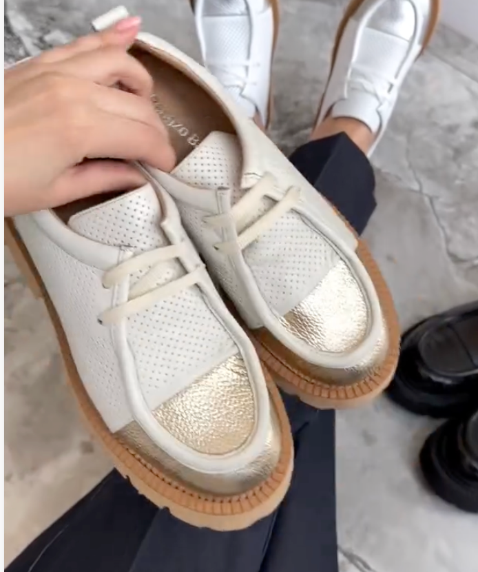 Mocasines de Piel: Lujo Sencillo y Elegancia Intemporal