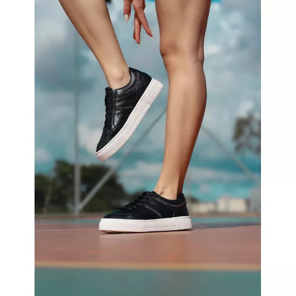 Zapatillas Urbanas: Elevando tu Estilo Casual a Nuevas Alturas